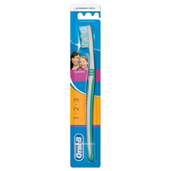 ORAL B 3effect classic medium četkica za zube 1kom 0