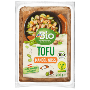 DM BIO tofu sir badem i lješnjak 200g slide slika